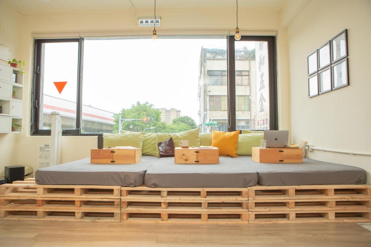 טאיפיי Corner Hostel & Cafe מראה חיצוני תמונה